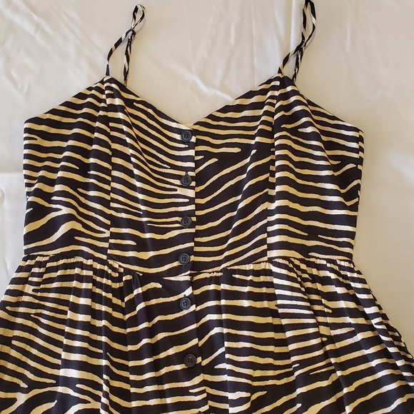 H&M Dress zebra print midi NWT - Picture 2 of 8